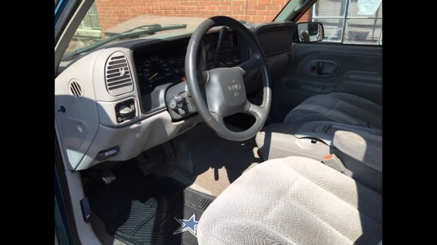 1998 GMC C/K - Image 2 of 3