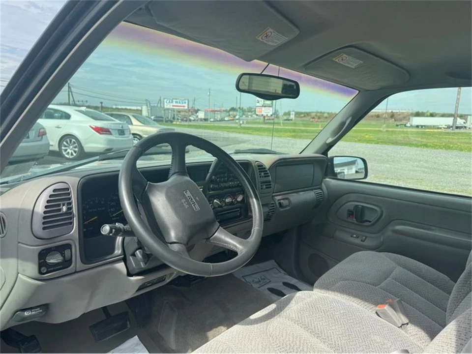 1998 GMC Sierra 1st Gen - Image 7 of 10