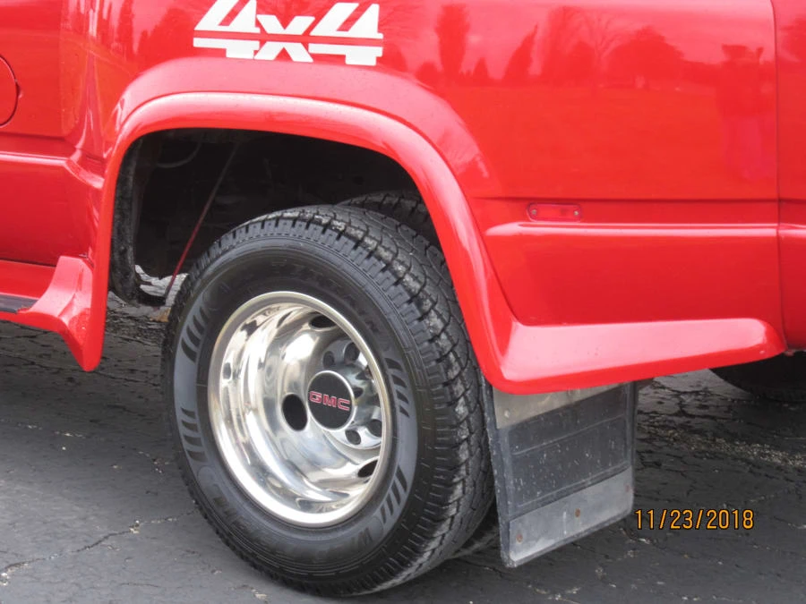 1998 GMC C/K - Image 9 of 12