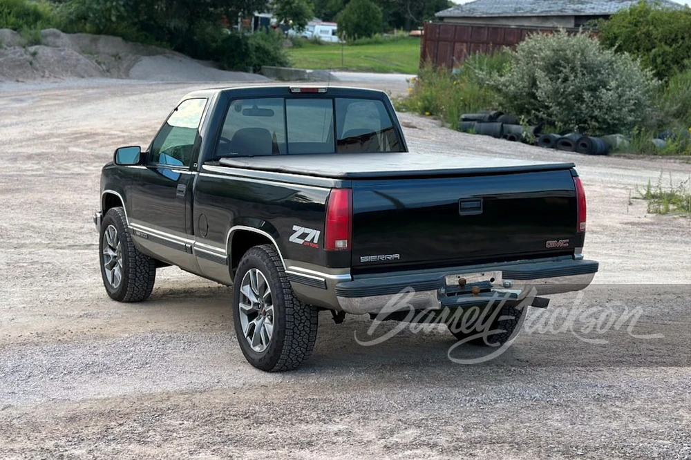 1998 GMC Sierra 1st Gen - Image 9 of 10