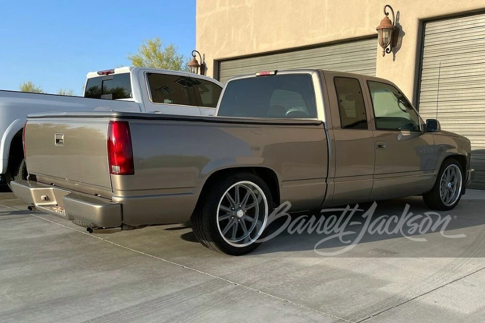 1998 GMC Sierra 1st Gen - Image 2 of 6