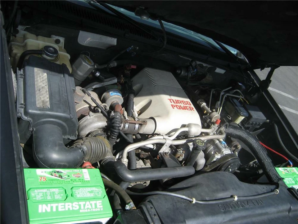 1998 GMC Suburban 8th Gen - Image 3 of 5