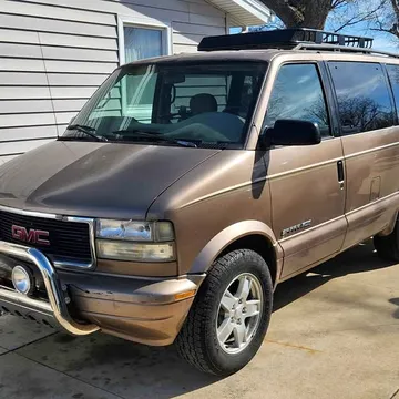 1998 GMC Safari SLT Extended Minivan 3D