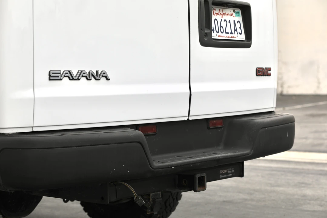 1998 GMC Savana - Image 26 of 29