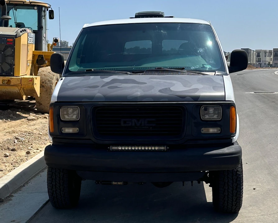 1998 GMC Savana - Image 6 of 31
