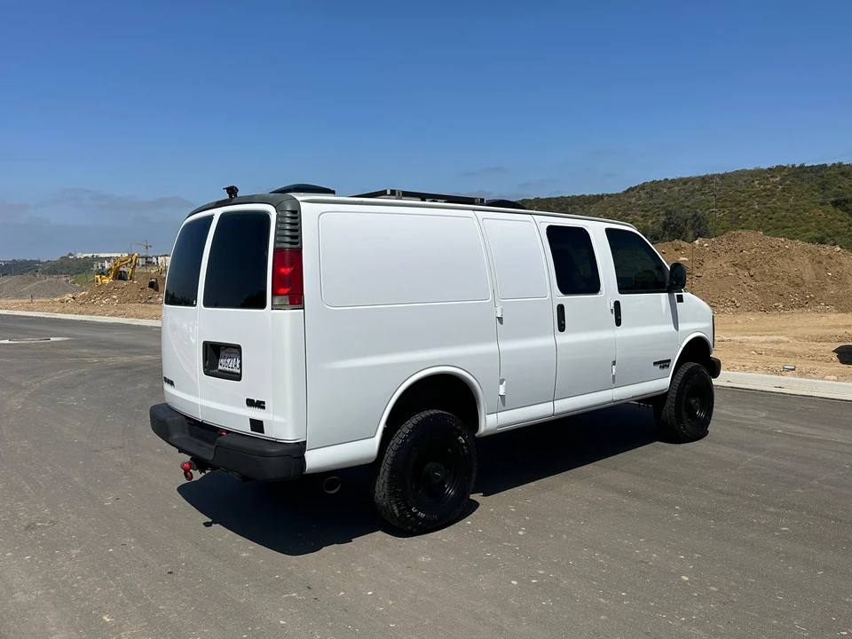1998 GMC Savana - Image 19 of 31