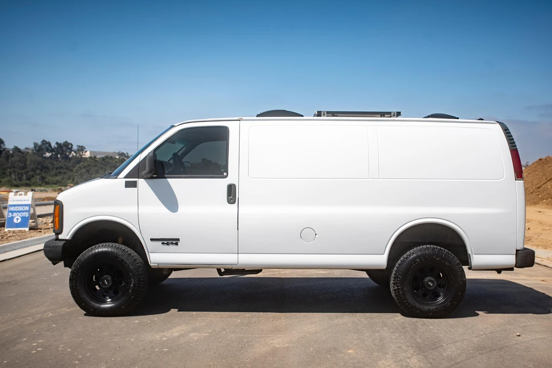1998 GMC Savana - Image 14 of 31
