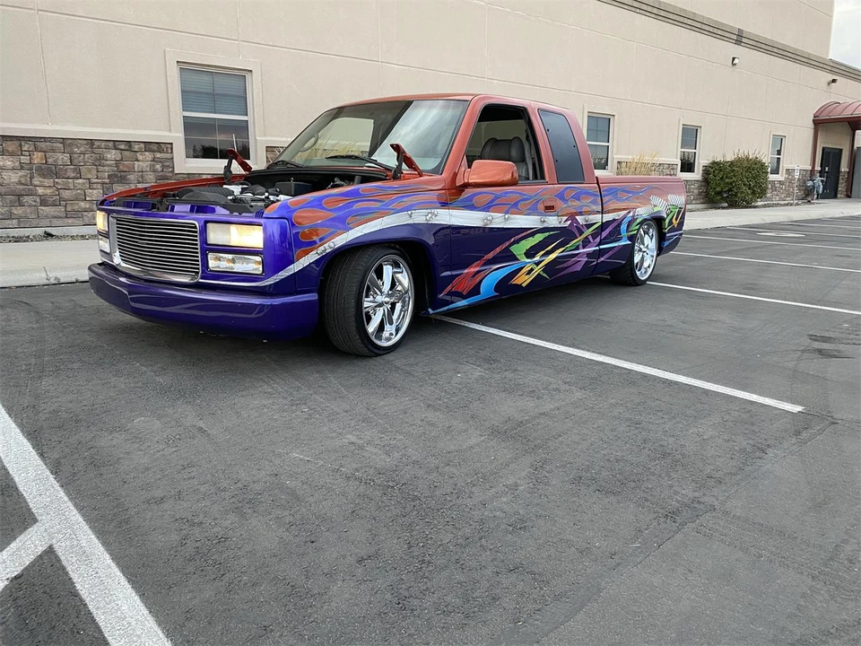 1998 GMC Sierra 1st Gen - Image 2 of 30