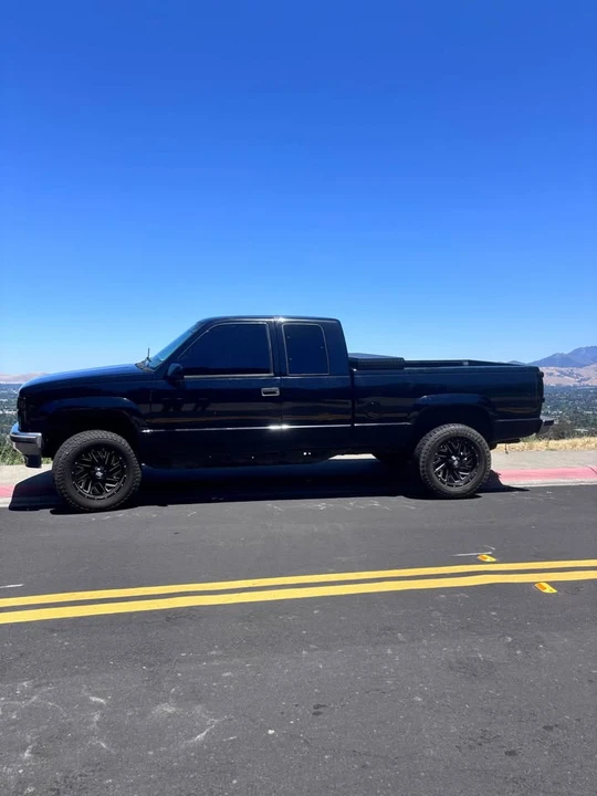 1998 GMC Sierra 1st Gen - Image 2 of 6