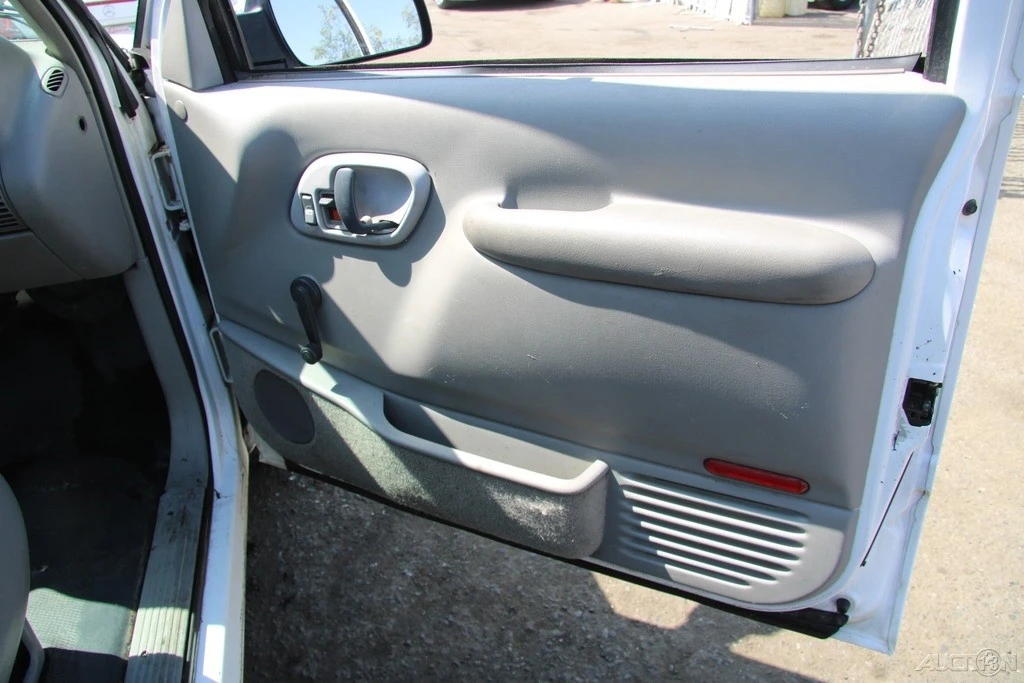 1998 GMC Sierra 1st Gen - Image 19 of 21