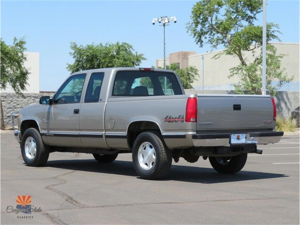 1998 GMC Sierra 1st Gen - Image 12 of 31