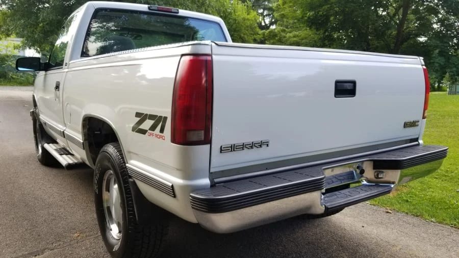 1998 GMC Sierra 1st Gen - Image 9 of 12