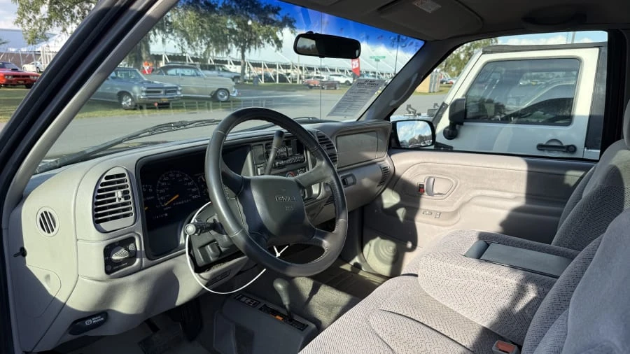 1998 GMC Sierra 1st Gen - Image 7 of 22