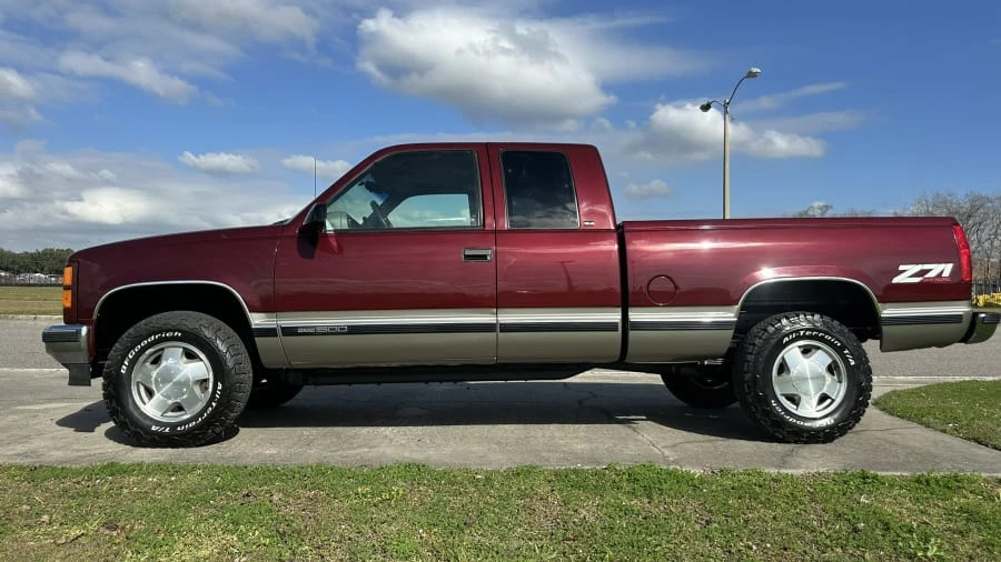 1998 GMC Sierra 1st Gen - Image 4 of 22