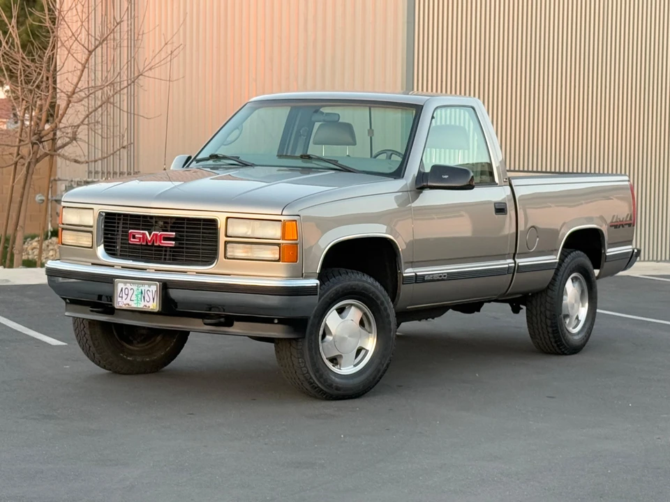 1998 GMC Sierra 1st Gen - Image 12 of 31