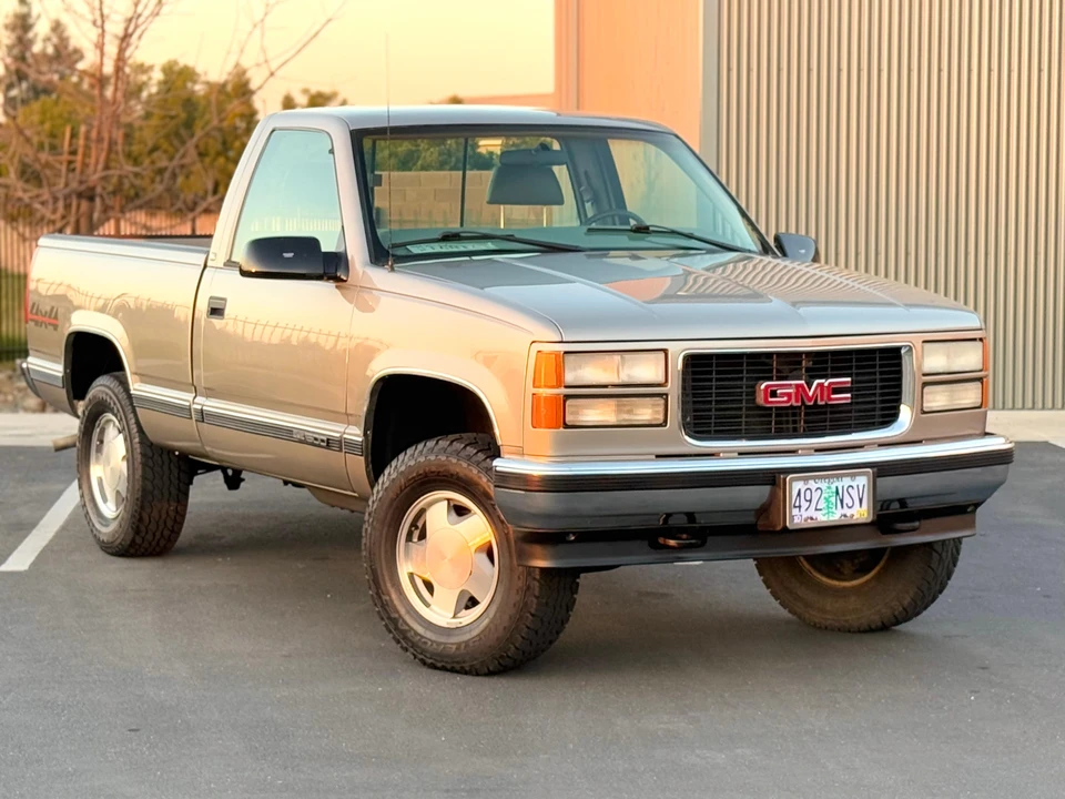 1998 GMC Sierra 1st Gen - Image 27 of 31
