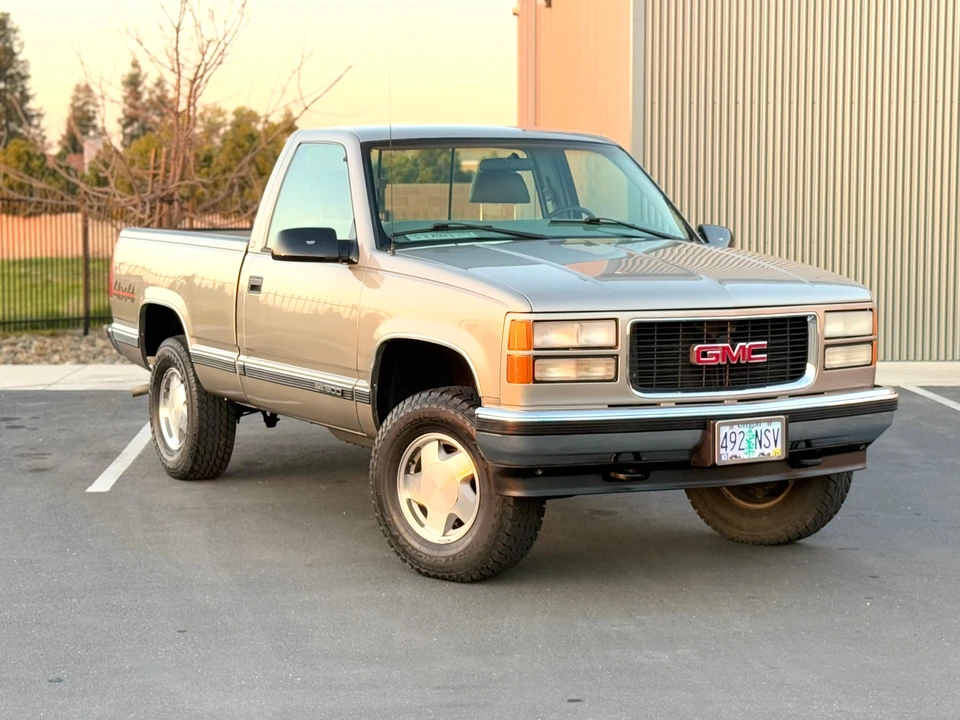 1998 GMC Sierra 1st Gen - Image 26 of 31