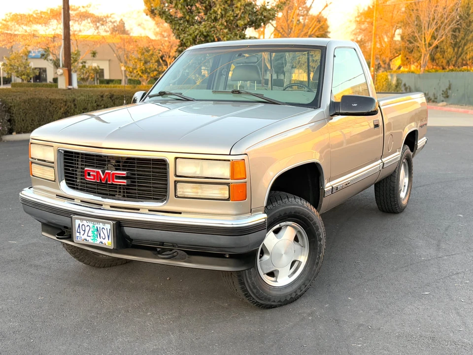 1998 GMC Sierra 1st Gen - Image 7 of 31