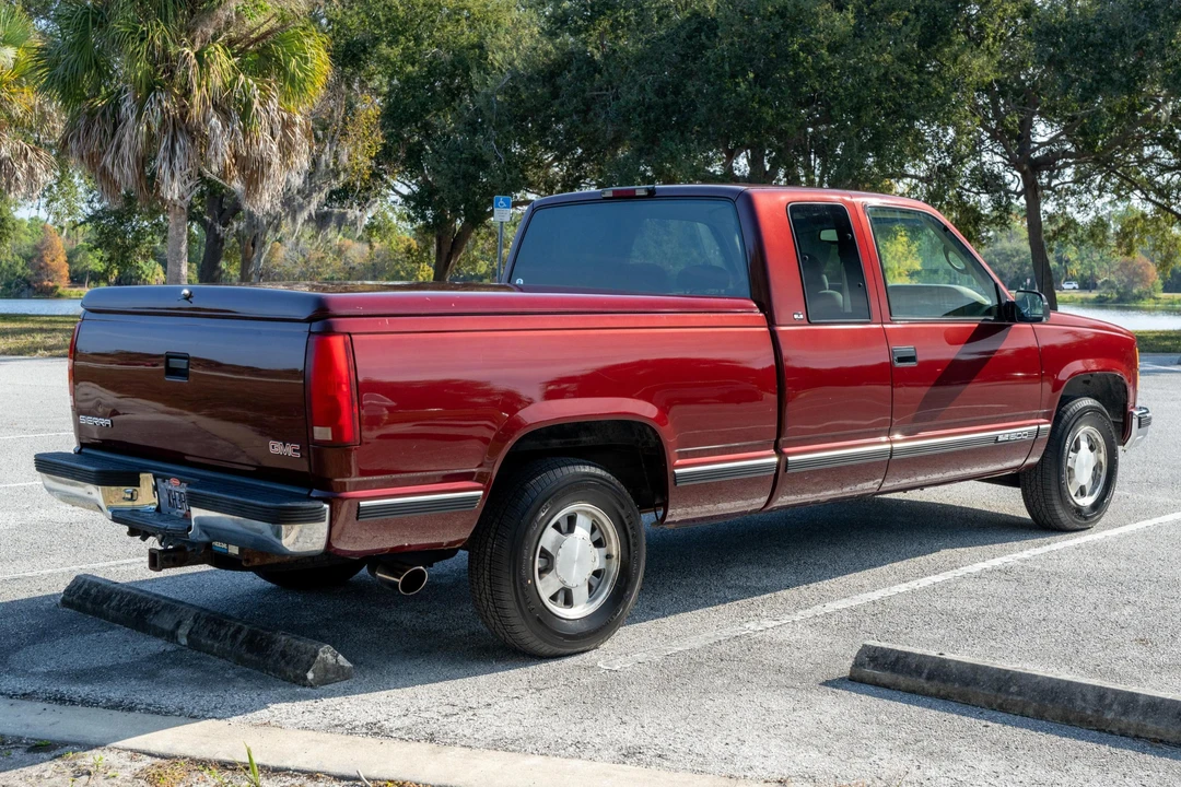1998 GMC Sierra 2nd Gen - Image 4 of 31