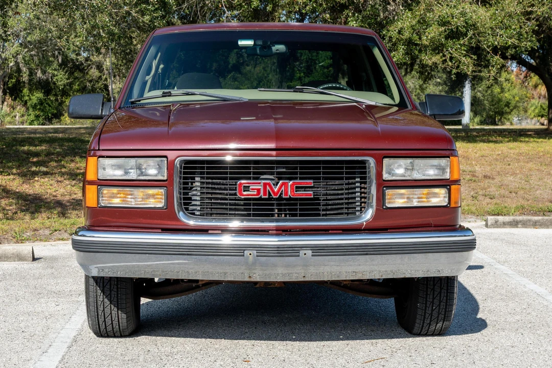 1998 GMC Sierra 2nd Gen - Image 2 of 31