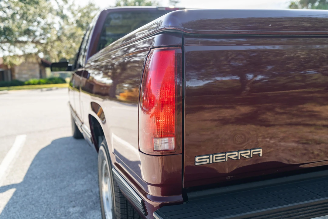 1998 GMC Sierra 2nd Gen - Image 30 of 31