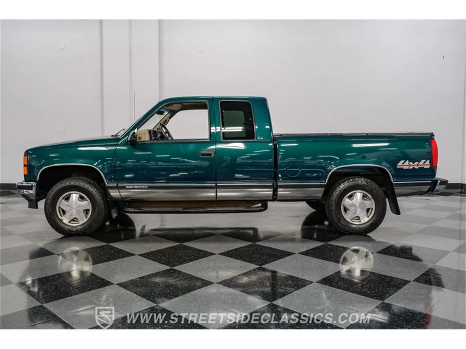 1998 GMC Sierra 1st Gen - Image 2 of 31