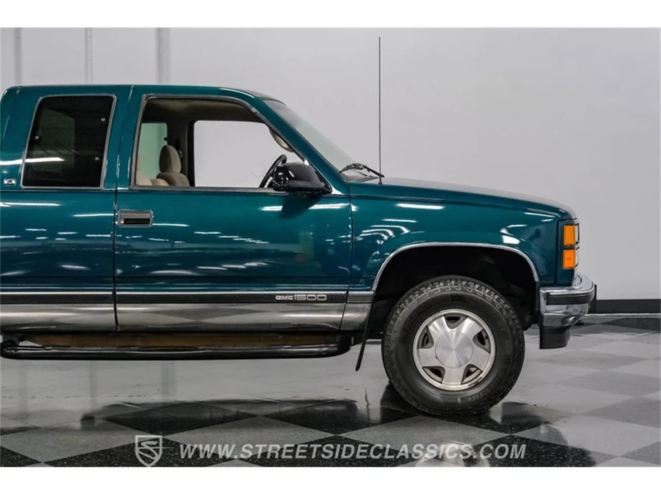 1998 GMC Sierra 1st Gen - Image 30 of 31