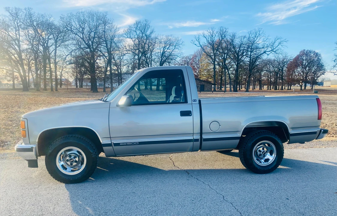 1998 GMC Sierra 1st Gen - Image 16 of 31