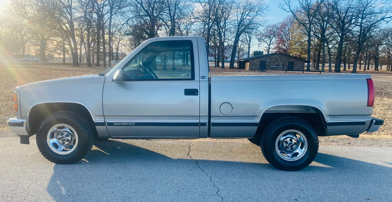 1998 GMC Sierra 1st Gen - Image 17 of 31