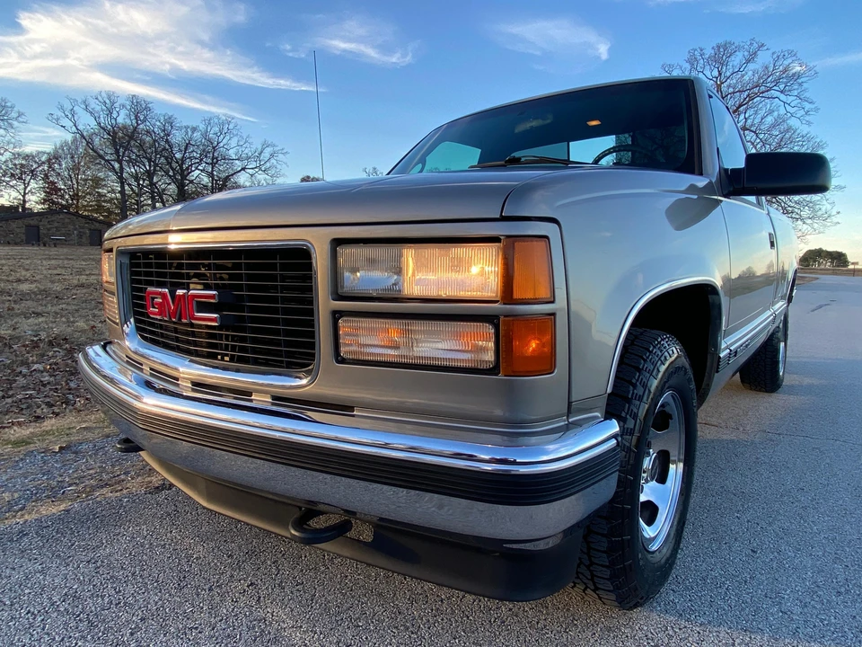 1998 GMC Sierra 1st Gen - Image 10 of 31