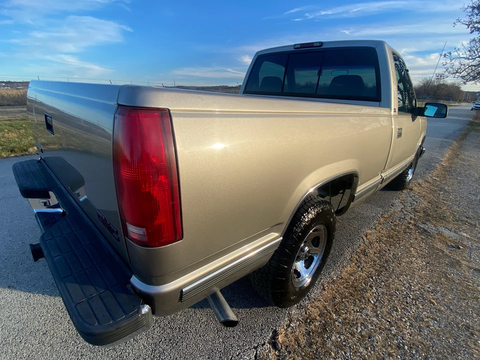1998 GMC Sierra 1st Gen - Image 26 of 31