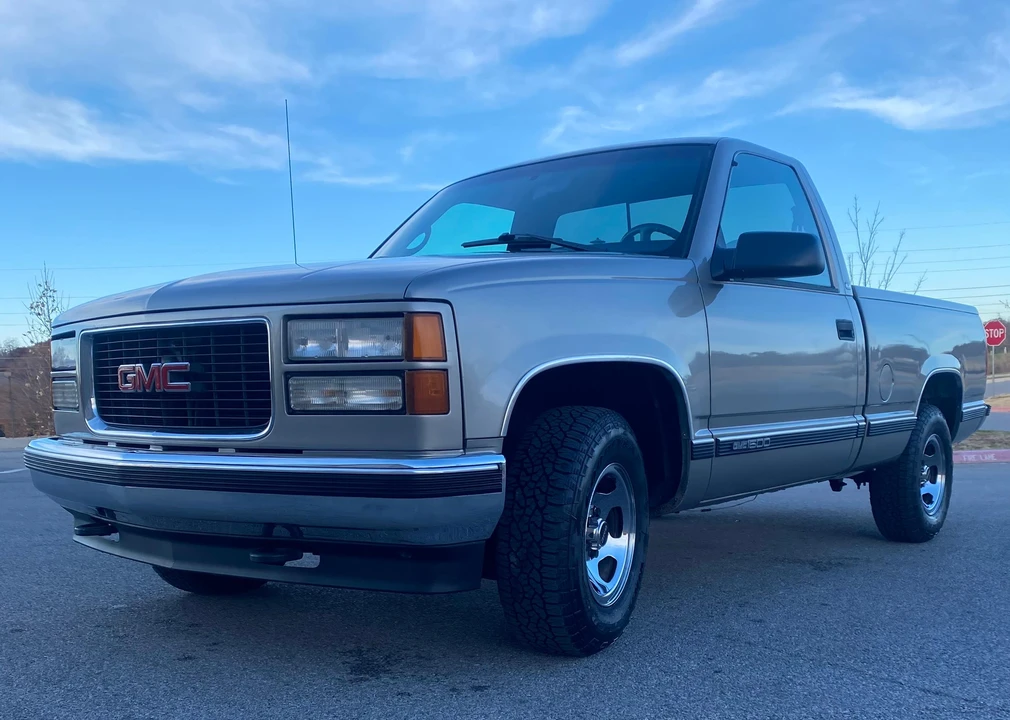 1998 GMC Sierra 1st Gen - Image 14 of 31