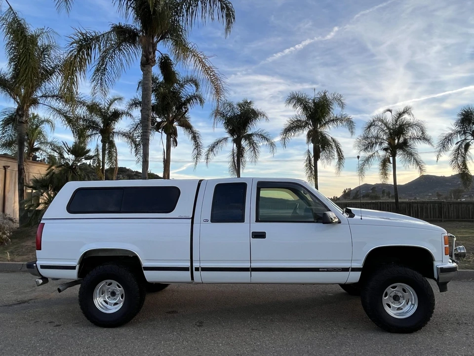 1998 GMC Sierra 1st Gen - Image 7 of 31