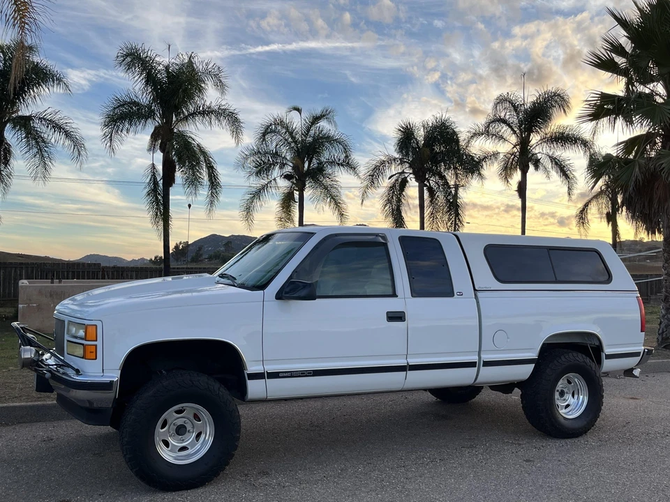 1998 GMC Sierra 1st Gen - Image 26 of 31