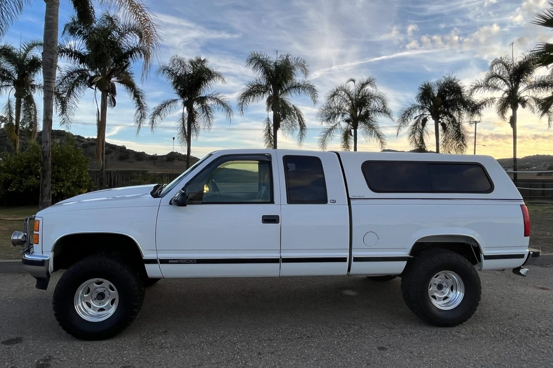1998 GMC Sierra 1st Gen - Image 25 of 31