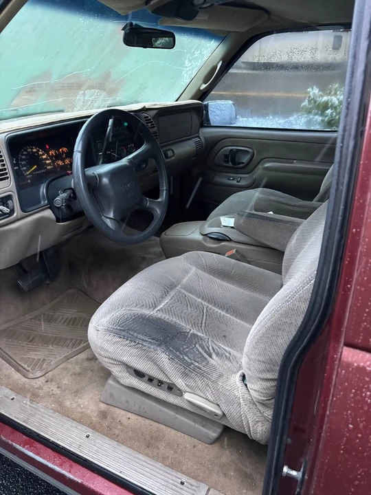1998 GMC Sierra 1st Gen - Image 8 of 11
