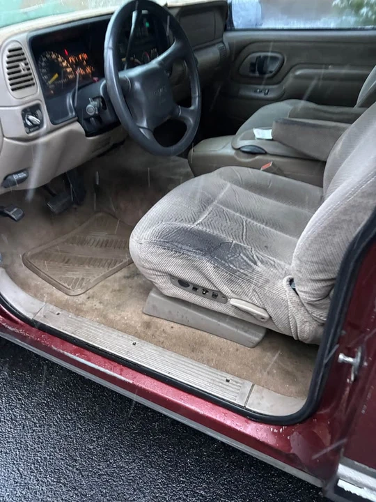 1998 GMC Sierra 1st Gen - Image 7 of 11