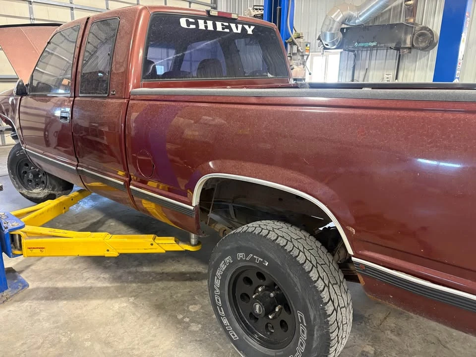 1998 GMC Sierra 1st Gen - Image 2 of 14