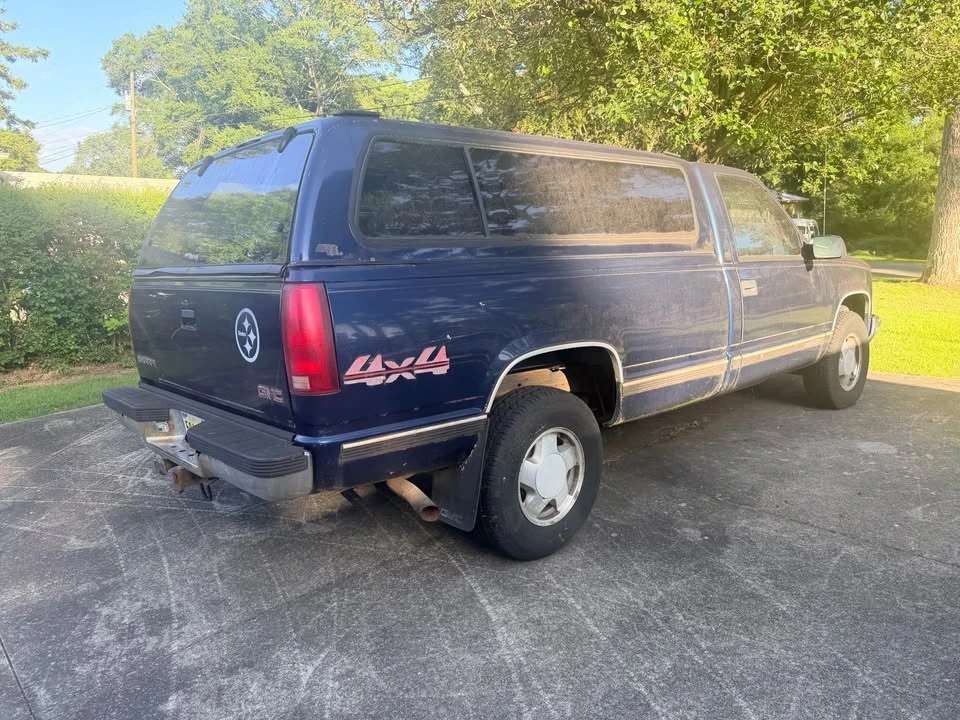 1998 GMC Sierra 1st Gen - Image 2 of 8