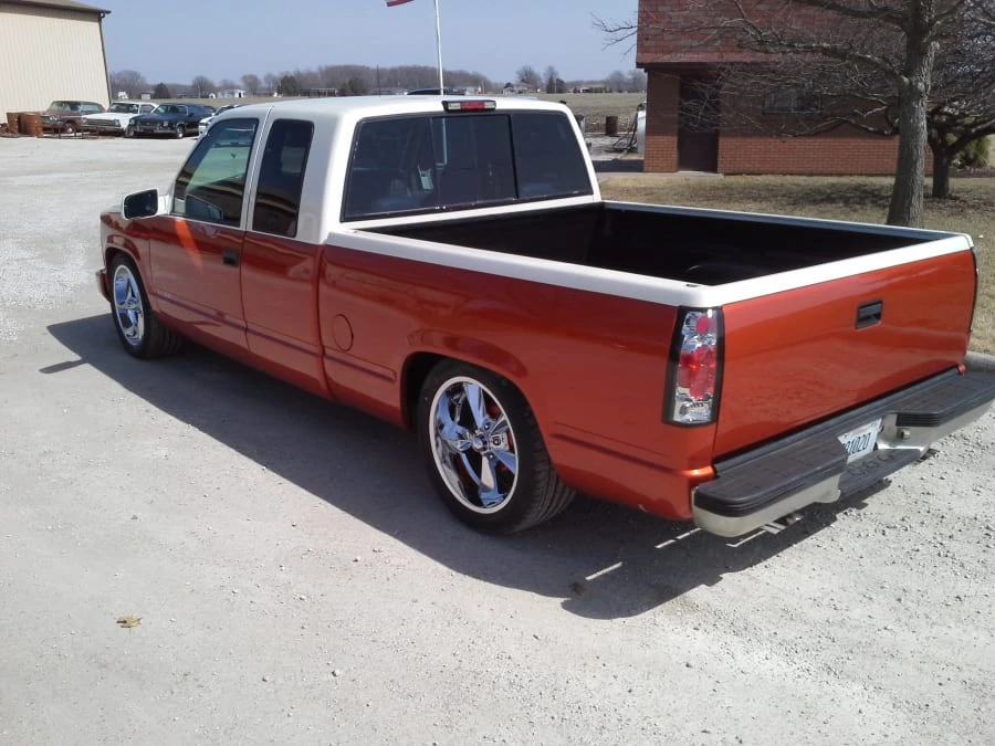 1998 GMC Sierra 1st Gen - Image 3 of 8