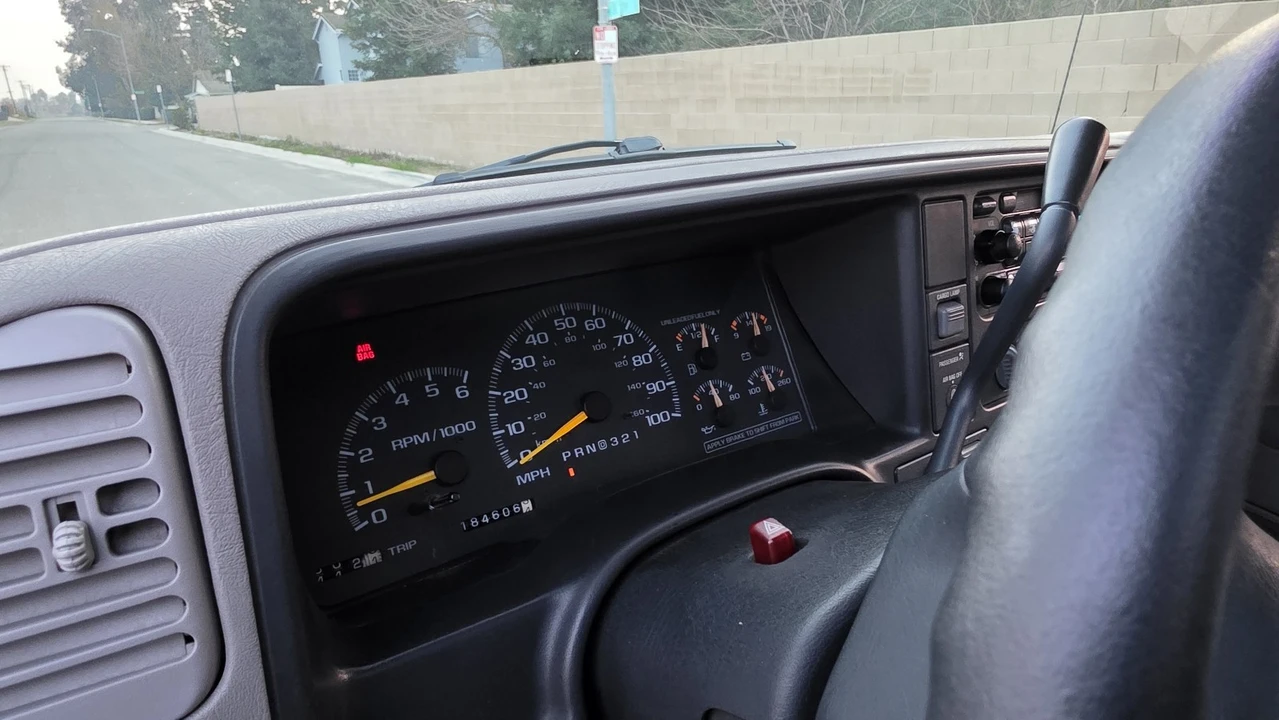1998 GMC Sierra 1st Gen - Image 12 of 17