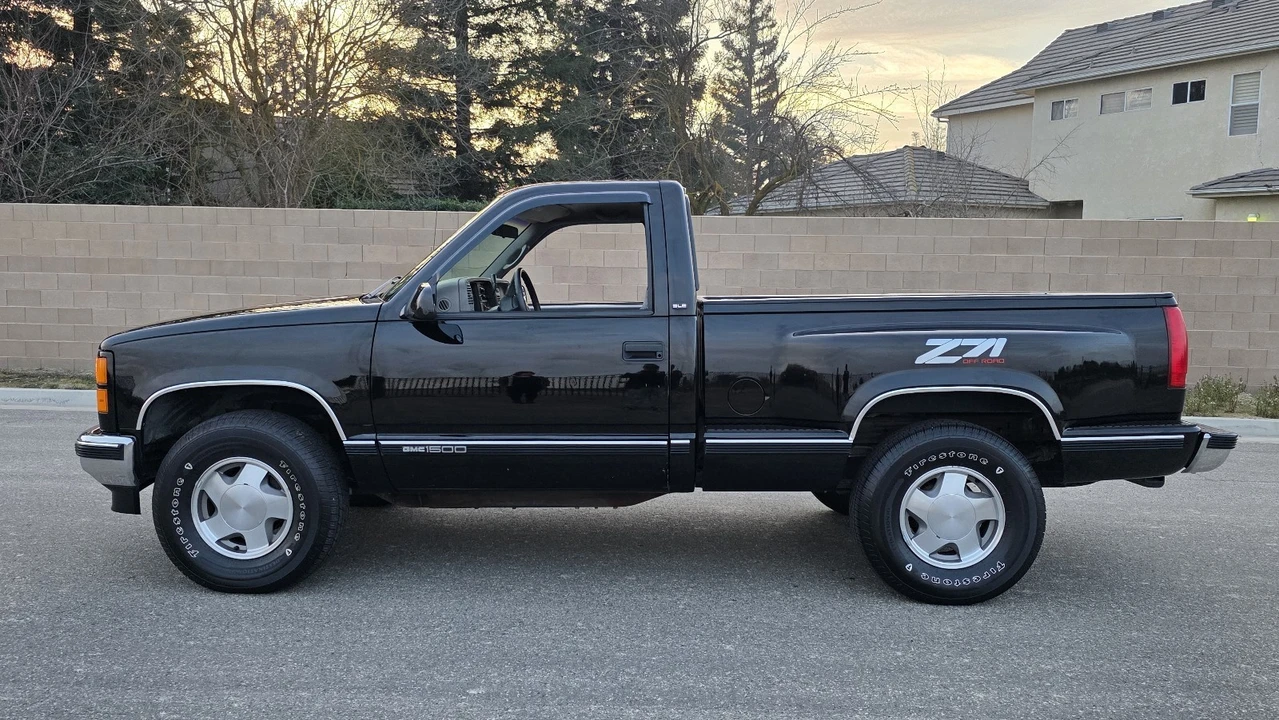 1998 GMC Sierra 1st Gen - Image 4 of 17