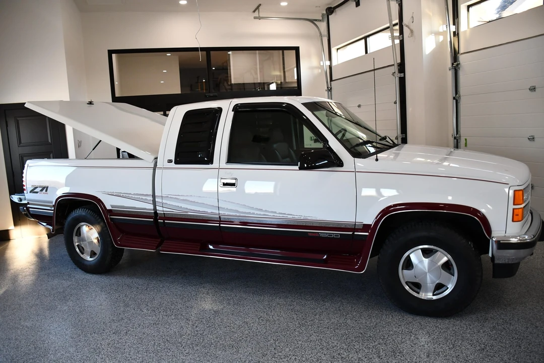 1998 GMC Sierra 1st Gen - Image 10 of 31