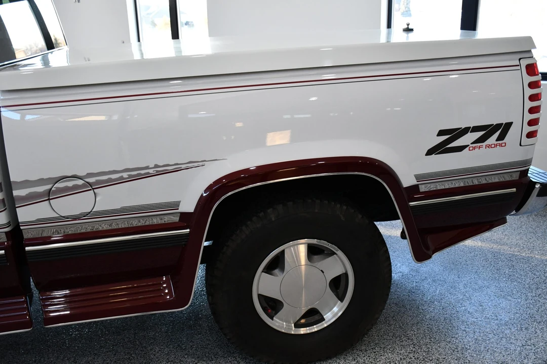 1998 GMC Sierra 1st Gen - Image 25 of 31