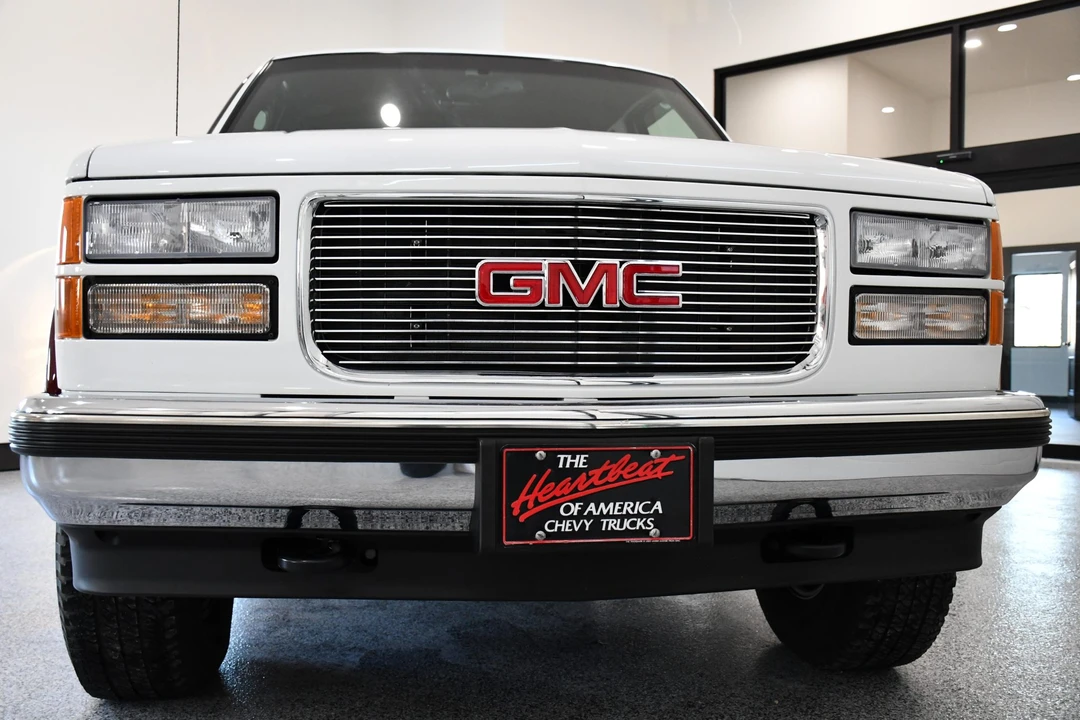 1998 GMC Sierra 1st Gen - Image 4 of 31