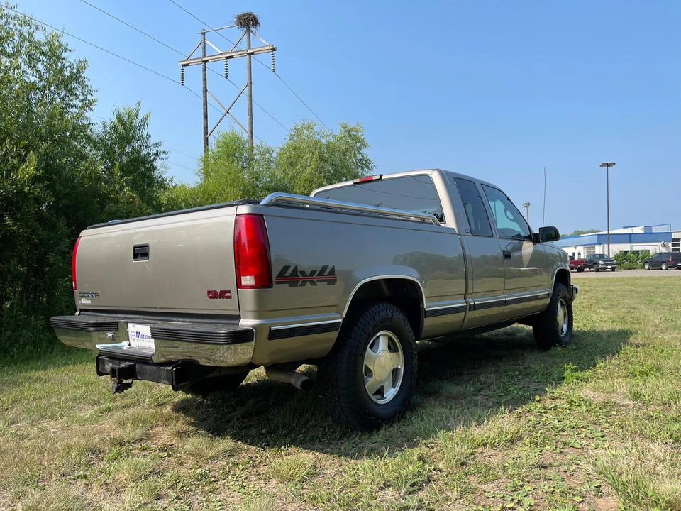 1998 GMC Sierra 1st Gen - Image 12 of 31