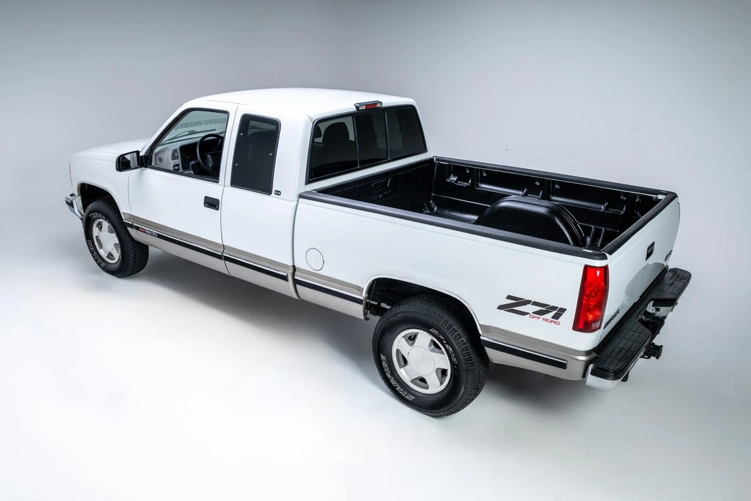 1998 GMC Sierra 2nd Gen - Image 13 of 31