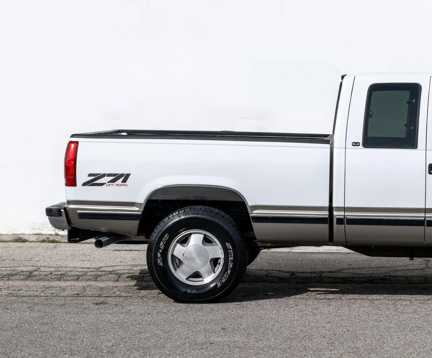 1998 GMC Sierra 2nd Gen - Image 18 of 31