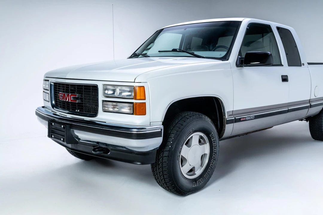1998 GMC Sierra 2nd Gen - Image 26 of 31