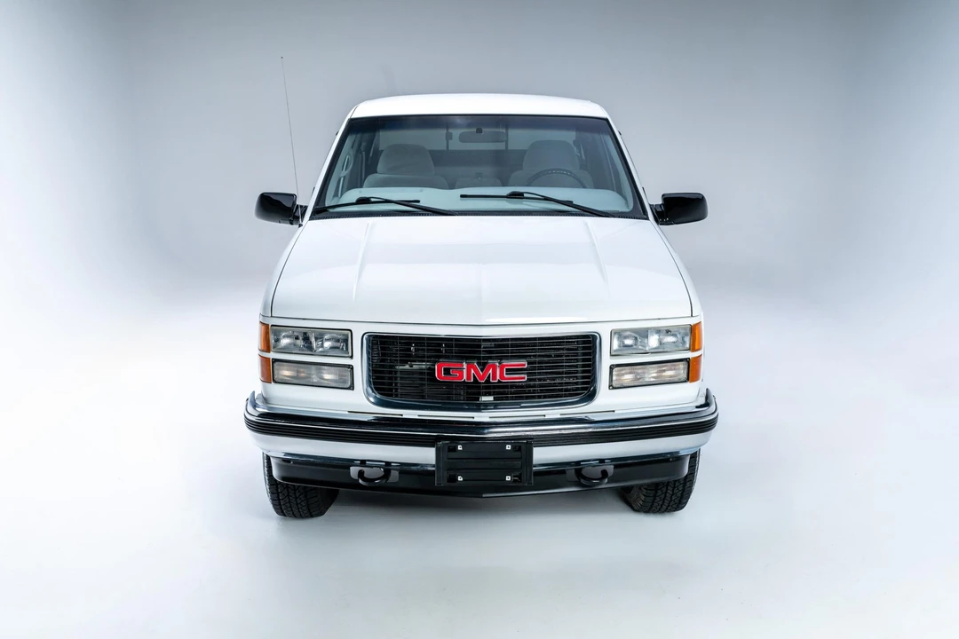 1998 GMC Sierra 2nd Gen - Image 4 of 31